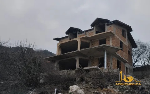 Довършване на къща във Варна