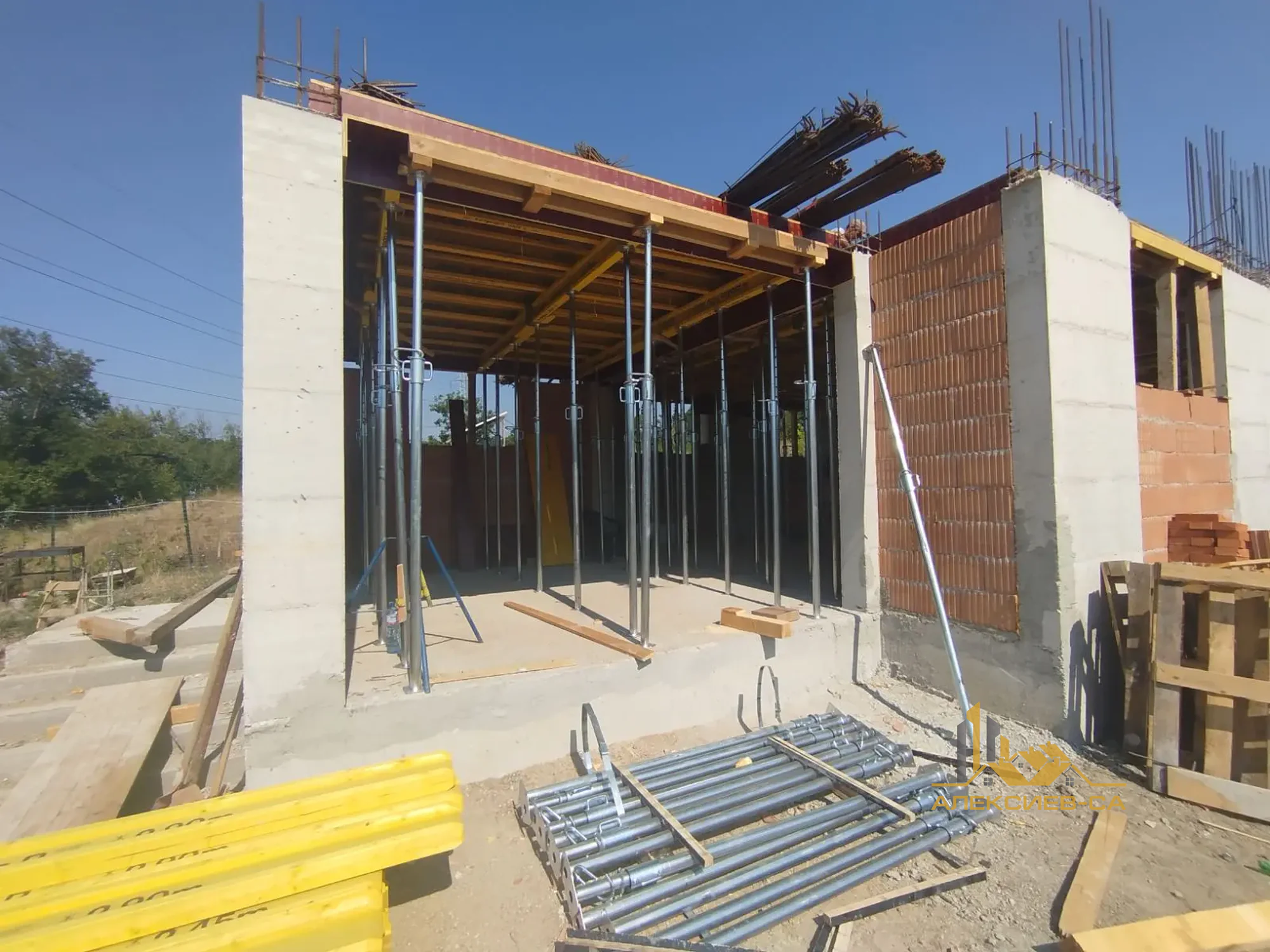 House construction from scratch in Aksakovo by ALEKSIEV-SA